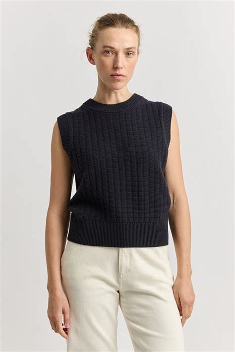 Toorallie Womens Grid Knit Vest - French Navy – Hannas