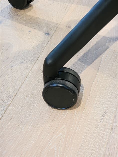 Is this Steelcase's hardwood caster, or regular non-hardwood caster ...