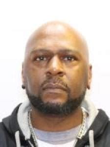 Derrick Johnson Sr, a registered in dayton, oh 45414 at Offender Radar