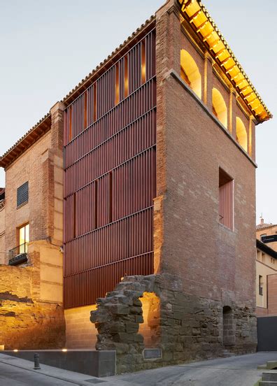 Old and New 的图像结果