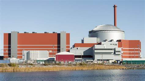 全球最贵核电站：耗资438亿，电产量却还不到中国秦山核电站一半_投资