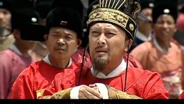 张居正是万历皇帝的老师，唯独漏教了一样东西，导致明亡于万历【猫眼观历史】 - YouTube
