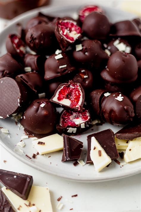 Chocolate Covered Raspberries - What Molly Made