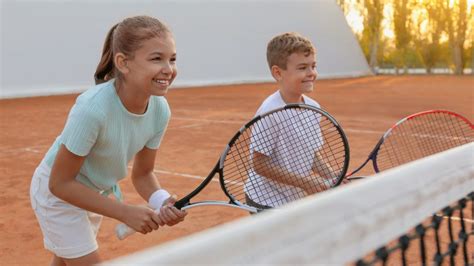 Kids Play Tennis 的图像结果