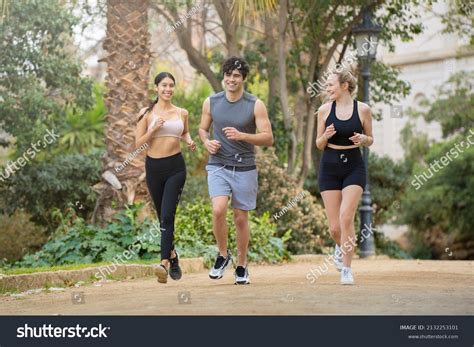 People Doing Sports 的图像结果