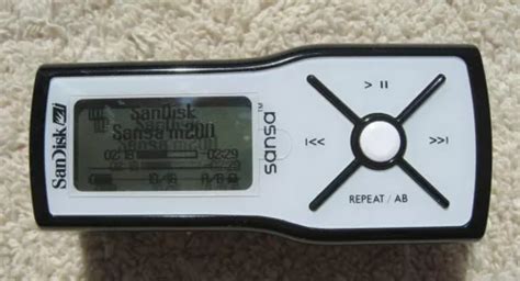 SanDisk Sansa m250 2 GB MP3 Player Complete *Brand India | Ubuy