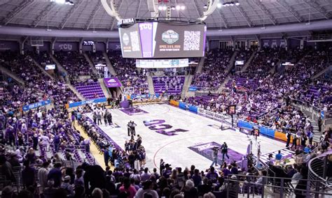 Horned Frog fans turn out for TCU women's basketball | TCU 360