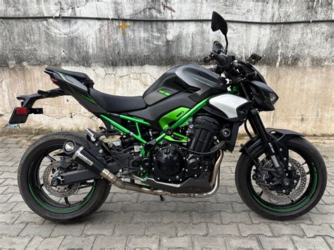 Outlaw 2.0 Full system Exhaust for Kawasaki Z900 (2025) – Barrel Exhaust