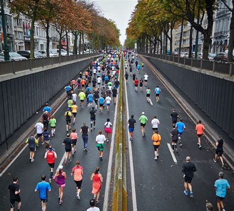 Walking 1 Hour a Day for Weight Loss: The Ultimate Guide [2024] 🚶‍♀️ - Walkathon Benefits™