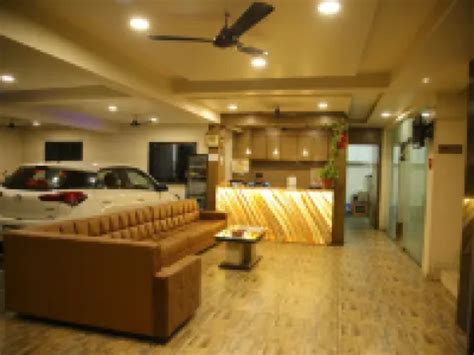 The 10 BEST Hotels in Rajkot, India | Trip.com
