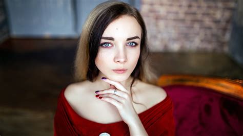 2020，女孩，迷人眼睛，红色连衣裙，美女模特，高清，照片预览 | 10wallpaper.com