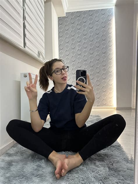 TW Pornstars - 1 pic. Sugary_kitty | NSFW 18+ |. Twitter. How are your weekends going?😋. 7:02 PM ...