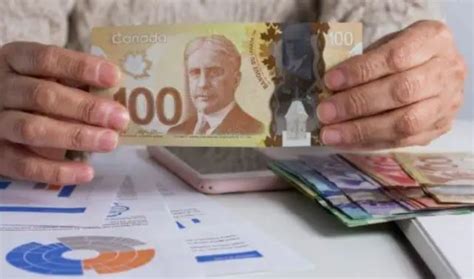 加拿大人一年赚多少钱？ - 知乎