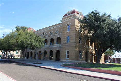 Webb County weighs jail immigration partnership amid state mandate