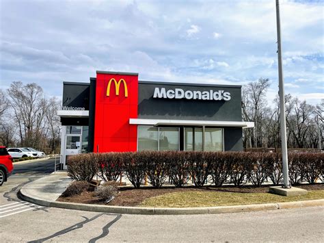 Greenville South Sweitzer Ave - Scott Family McDonalds