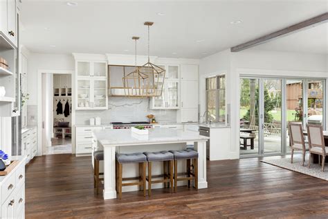 White Oak vs. Red Oak Hardwood Comparison | Nampa Floors