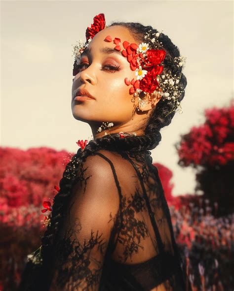 I'M A MONSTER (EN ESPAÑOL) - Melissa Bonny - LETRAS.COM