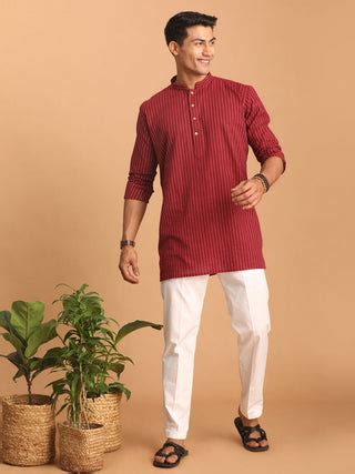 Vastramay Men's Maroon Striped Cotton Short Kurta – vastramay