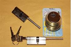 sostituzione serratura porta blindata costo assistenza porte blindate e riparazione infissi fabbro sostituzione serratura porta blindata costo assistenza porte blindate e riparazione infissi fabbro