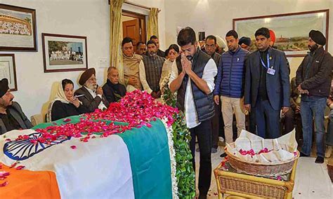 "Manmohan Singh should be awarded Bharat Ratna": Telangana CM Revanth Reddy