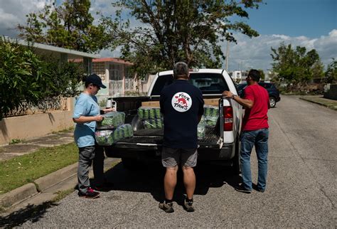 Help When Disaster Strikes - FOUR PAWS International - Animal Welfare ...