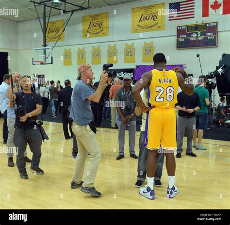 Toyota sports center hi-res stock photography and images - Alamy