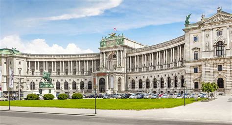 Europe Tourist Attractions 的图像结果