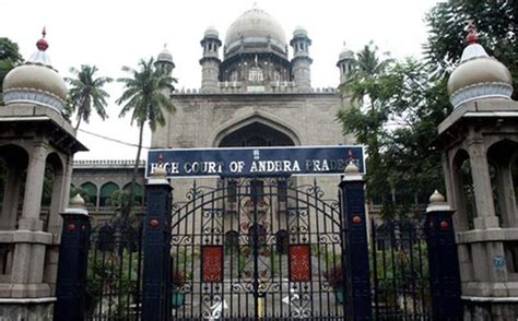 Telangana Tangle: Judge directs police to free lawyers held for turning ...