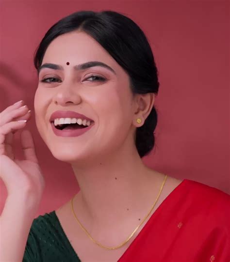 Buy Gold Chain Classic Block Links for Elegance – P. N. Gadgil & Sons Ltd