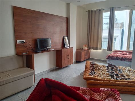 Hotel Keshav Concerns, Banganga Road, Katra, Jammu & Kashmir, Hotel in ...