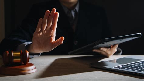 How to Avoid Missed Jury Duty Scams - Scam Detector