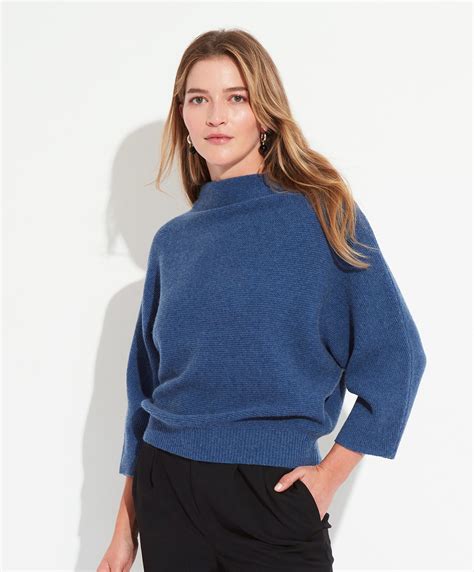 Shop Women's Clothing Online | Sweaters, Tops, & Bottoms – The Reset
