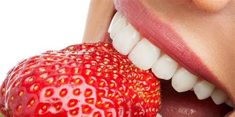 This Type of Cheese Is Great For Your Teeth, According to Dentists Background HD Wallpaper