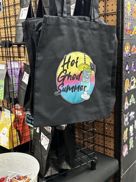 Gathering of the Ghouls at the Mesa Convention Center : r/phoenix