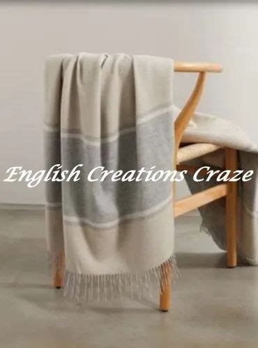 Women Scarves and Beach Bags | Manufacturer from Amritsar
