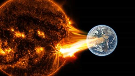 Solar Storm: Solar storm is moving towards the Earth | Zee News