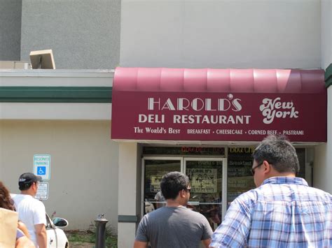 Ultimate Fun Club: Harold's New York Deli Restaurant, Edison, NJ