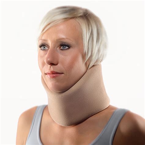 BORT StabiloNec® mit Verstärkungsspange - Bort