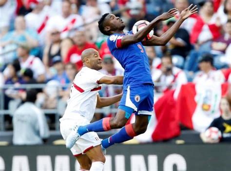 ISL 2016: Kerala Blasters sign Copa America Centenario striker; boost ...