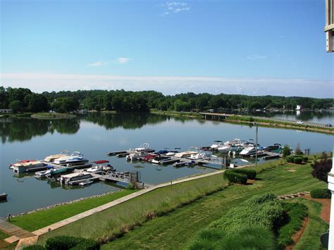 Lake Norman Waterfront Condos – Lake Norman Real Estate
