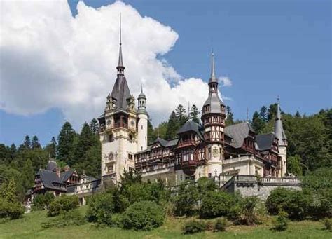 362 2+ bedrooms Houses for Sale in Romania | Properstar
