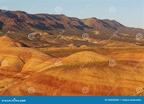 John day hills imagen de archivo. Imagen de arcilla - 259059981