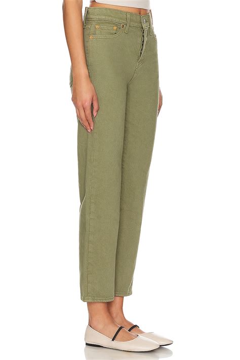 LEVI'S Wedgie Straight Jeans in Steeped Lichen Green | REVOLVE