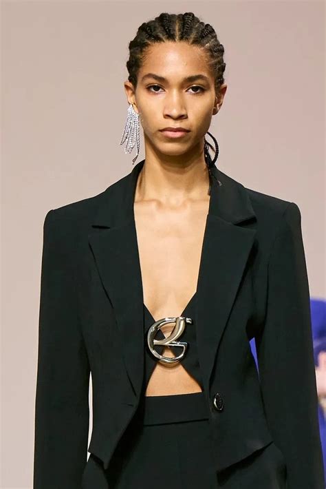 The fall 2022 jewellery trend report | Vogue India