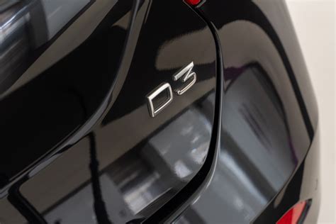 VOLVO V40 D3 R Design for sale in India, 107100 km Driven