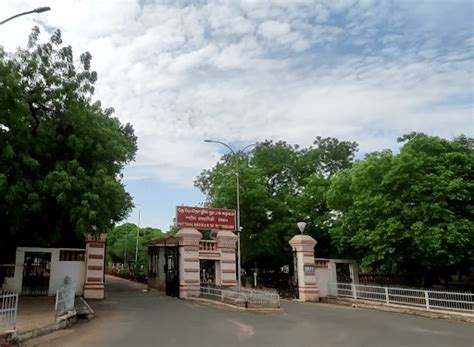 NIT Trichy: Fees, Admission 2025, Courses, Cutoff, Ranking, Placement