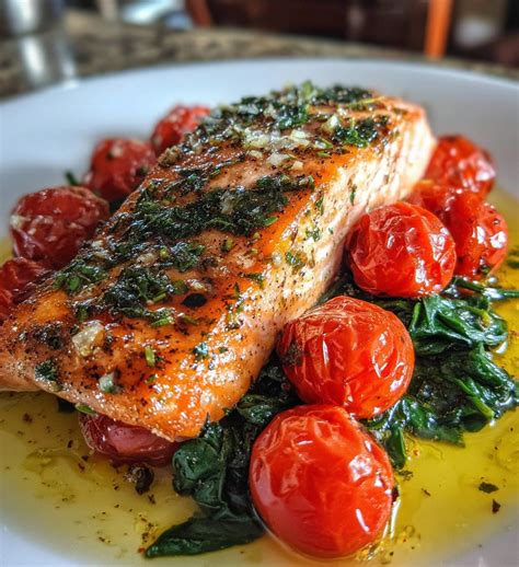 Healthy Mediterranean Salmon Dinner in 30 Minutes of Bliss – Vihaad ...