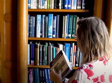 Information Services Library 的图像结果