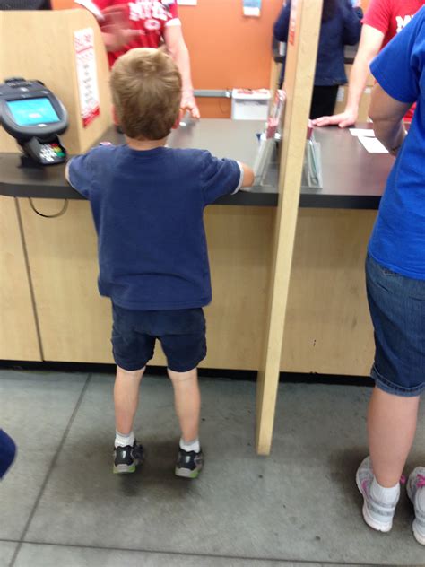 13 Steps of Playing the HEB Buddy Buck Machine - The Dusty Parachute by ...