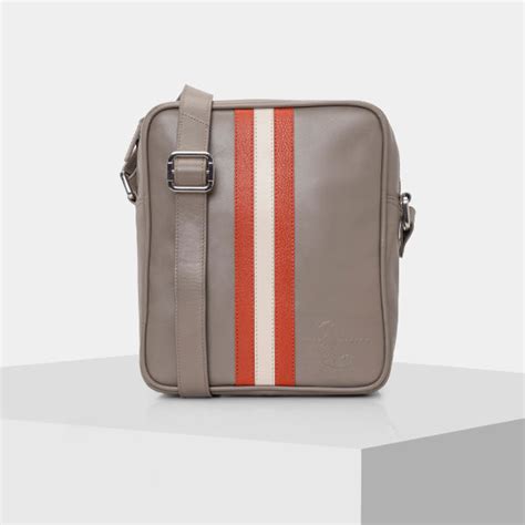 Buy Leather Cross Body & Sling Bags online for Women at Tiger Marrón